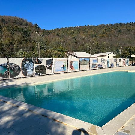 Orşova Vega Resort Restaurant & Lodge מראה חיצוני תמונה