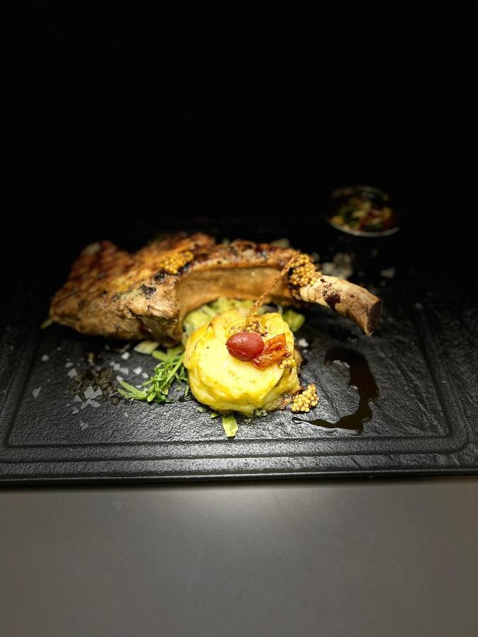 Orşova Vega Resort Restaurant & Lodge מראה חיצוני תמונה
