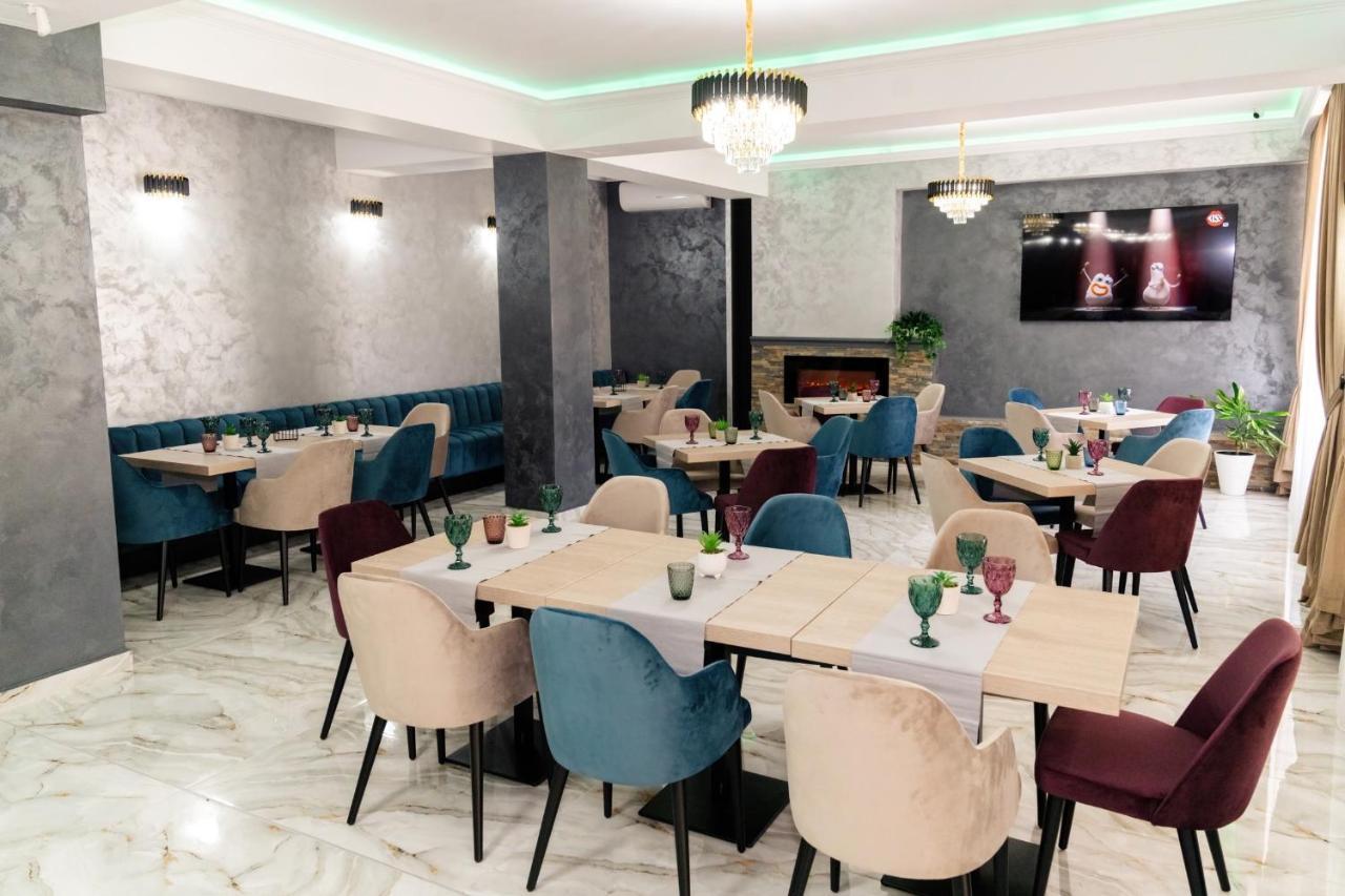 Orşova Vega Resort Restaurant & Lodge מראה חיצוני תמונה